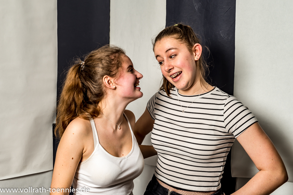 2020 02 01 Black & White Party 2428